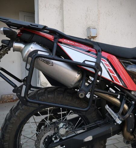 Soporte de maletas Outback Motortek para Yamaha Tenere 700